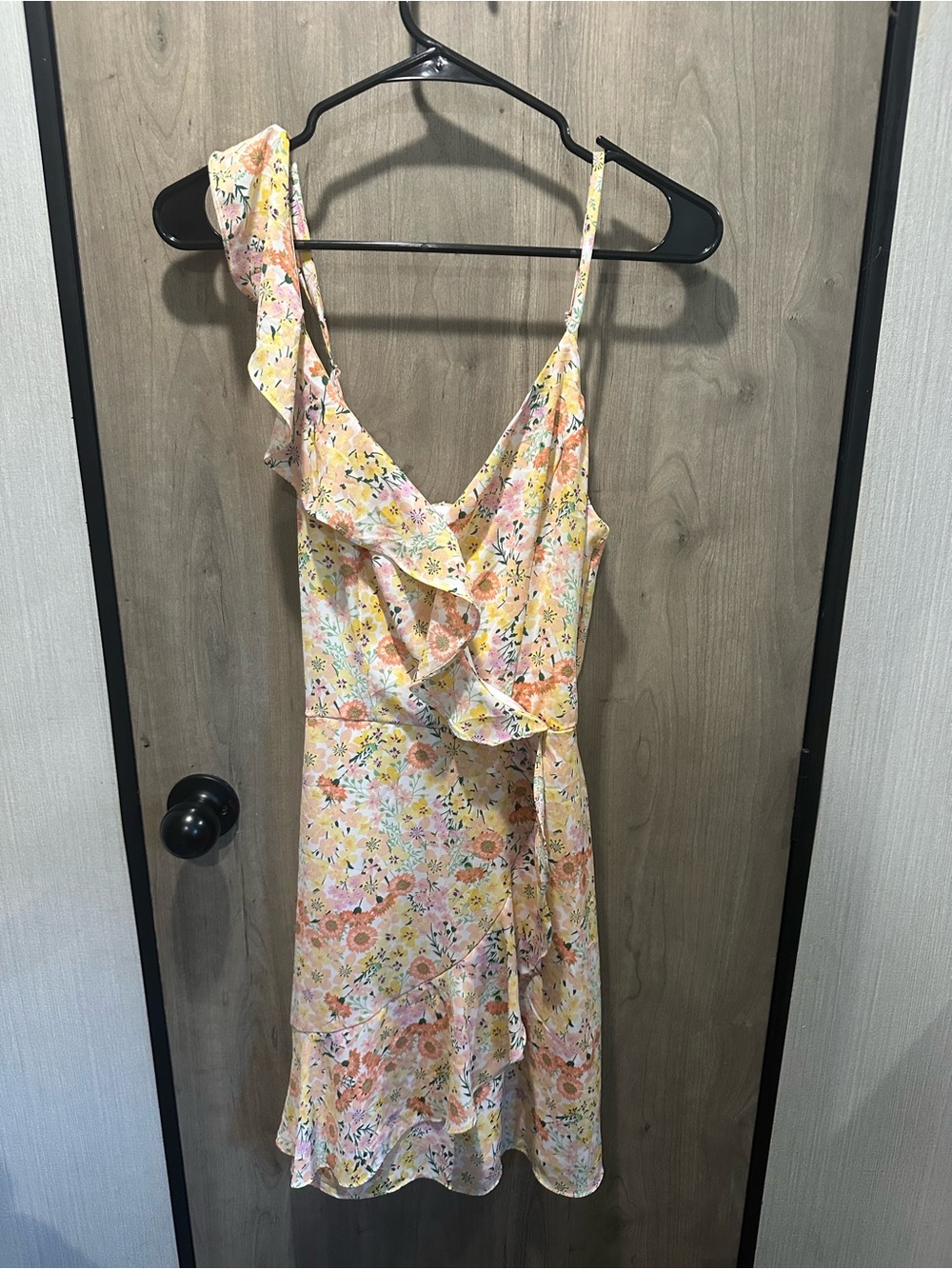 A. Byer Floral Ruffle Wrap Dress Size M
